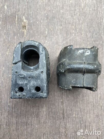 Втулка стабилизатора передняя renault fluence 2010