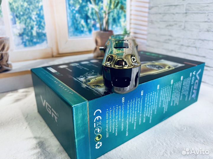 Машинка для стрижки волос VGR 693