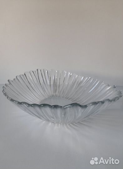 Салатник стекло новый