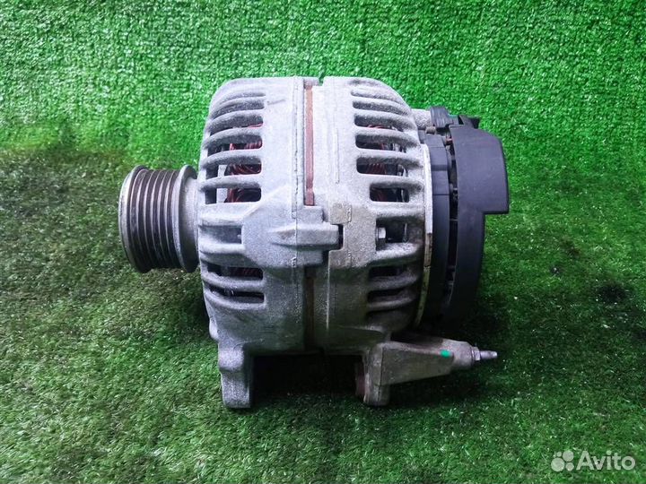 Генератор Volkswagen Passat (B6) (2005-2010)
