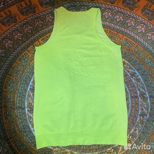 Спортивная тренировочная одежда