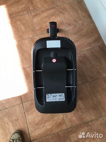 База isofix для автокресла Silver Cross Simplicity