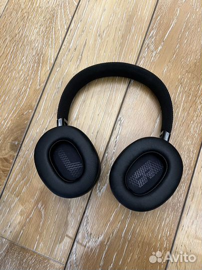 Беспроводные наушники jbl live 500