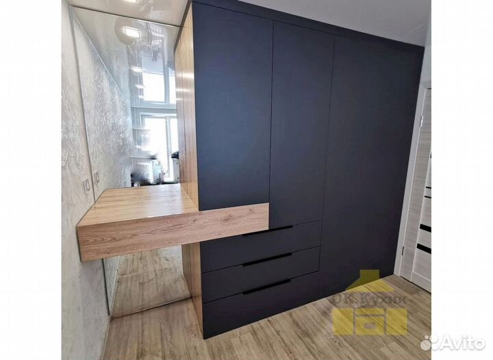 Угловой шкаф