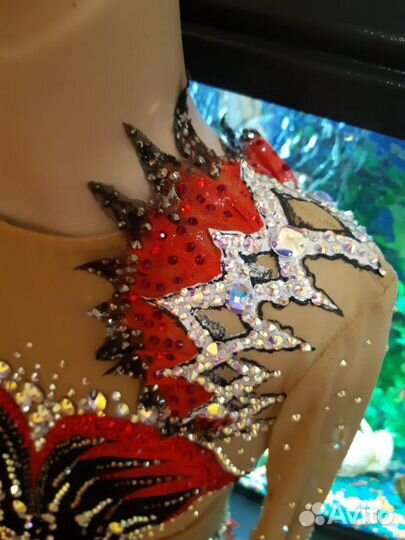 Купальник для художественной гимнастики