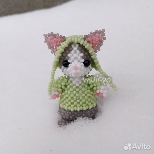 Котик из бисера, амигуруми
