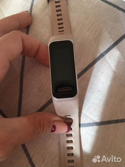 Фитнес браслет huawei band 4