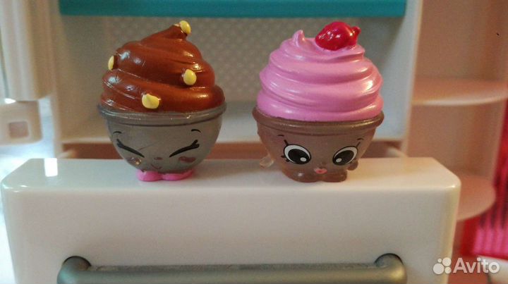 Shopkins Кухня с холодильником (56151)