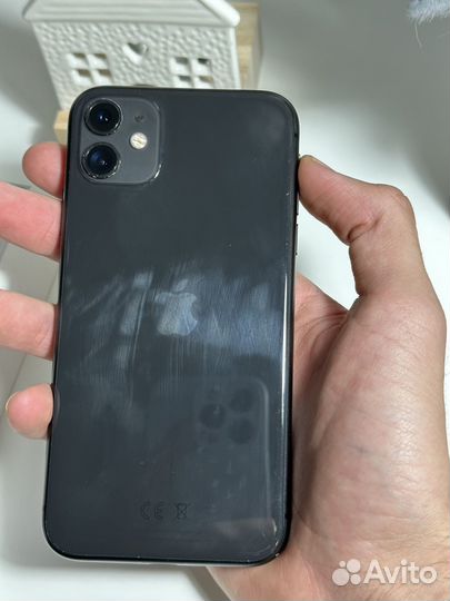 iPhone 11, 64 ГБ