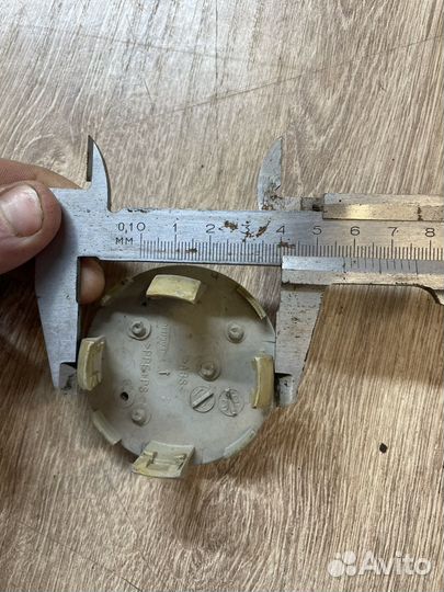 Колпак литого диска Lexus