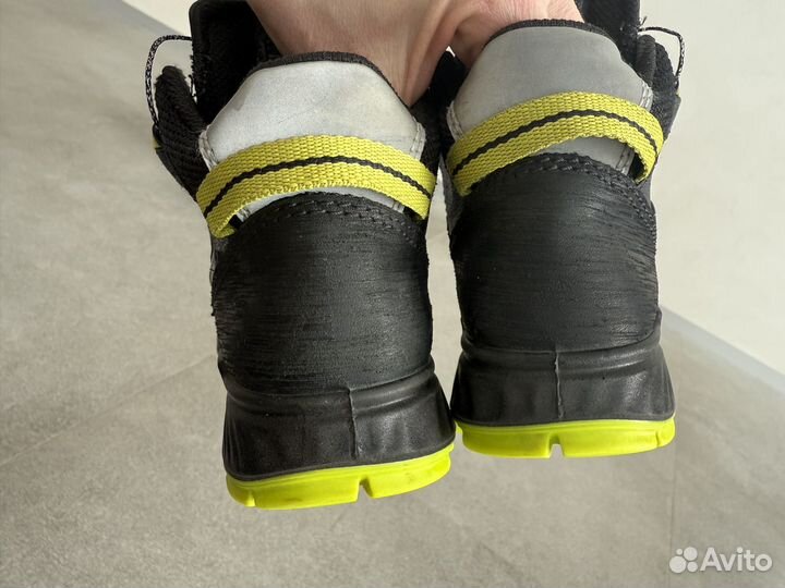 Ботинки демисезонные детские 27