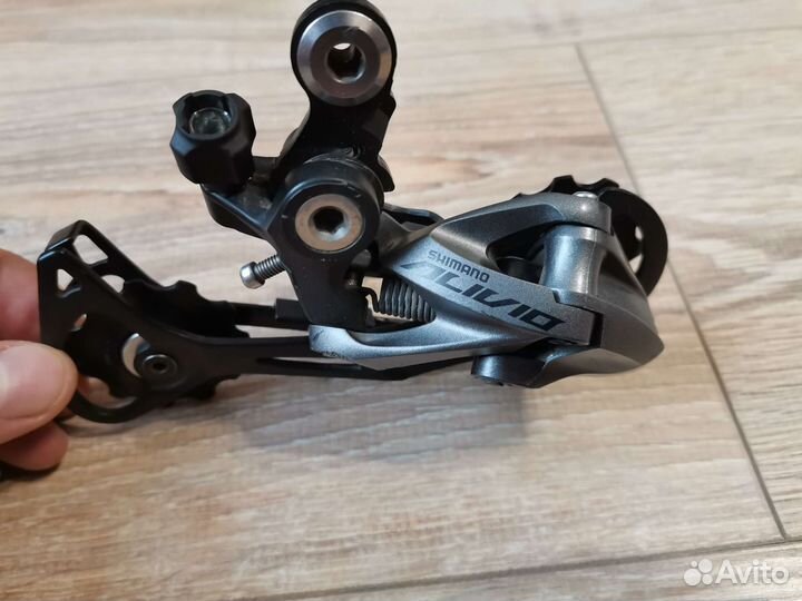 Переключатель 9 ск. Shimano Alivio RD-M4000D-SGS