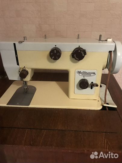 Швейная машинка чайка ножная