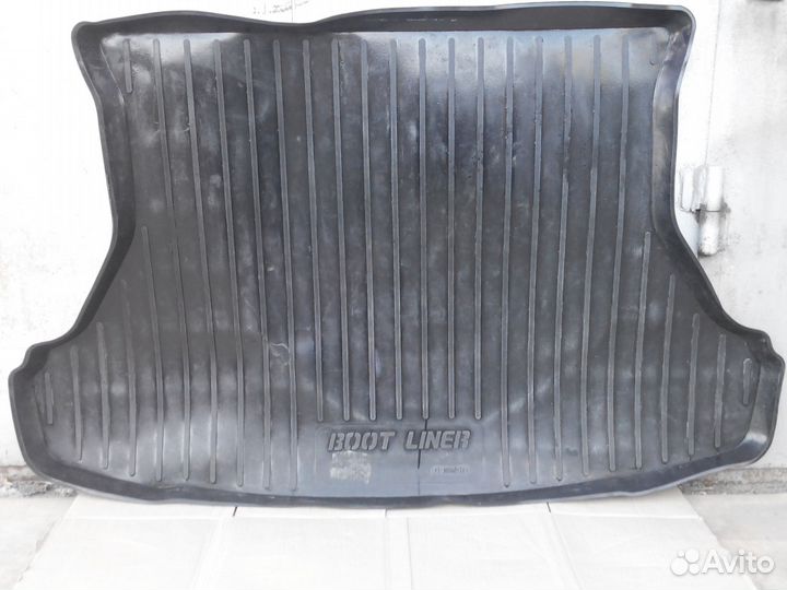 Коврик багажника
