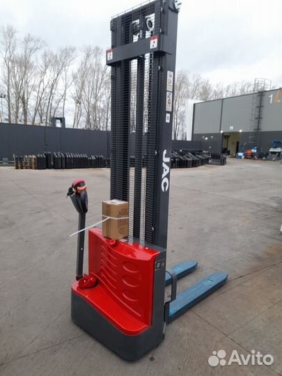 Hoвый Электpoштабелер Jас CDD15 compact
