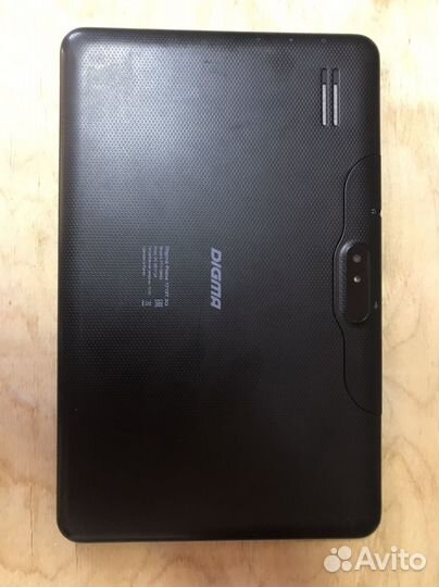 Продам планшет Digma Plane 1713T