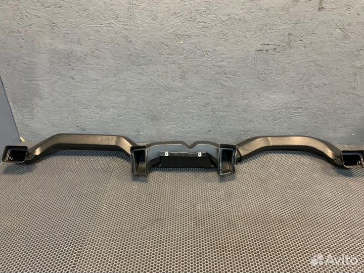 Воздуховод салона передний Volkswagen Teramont