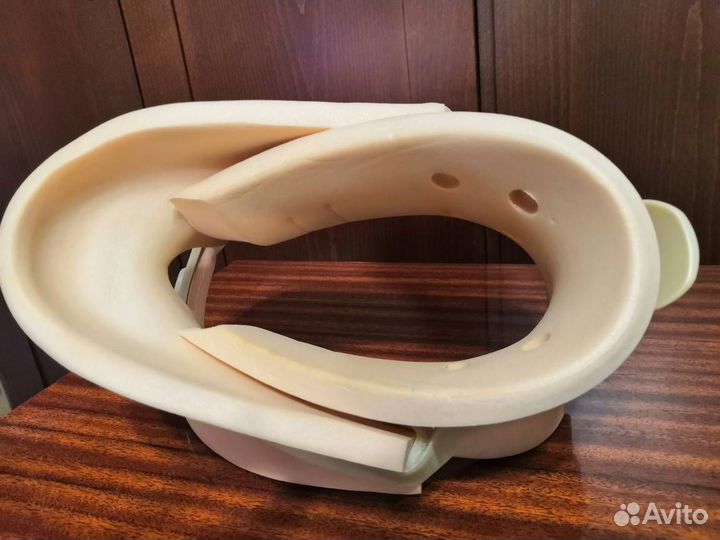 Ортопедический ортез на шейный отдел