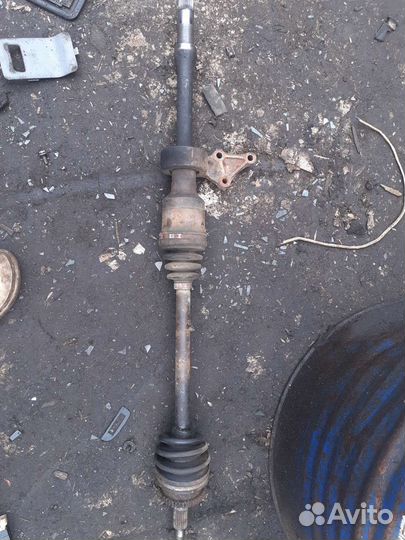 Шруз передний правый на suzuki liana 4wd МКПП