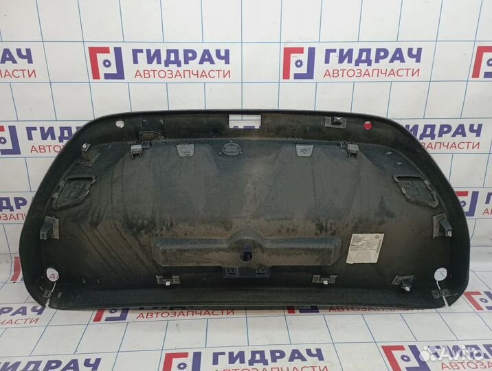 Обшивка крышки багажника Volkswagen Passat (B8) 3G