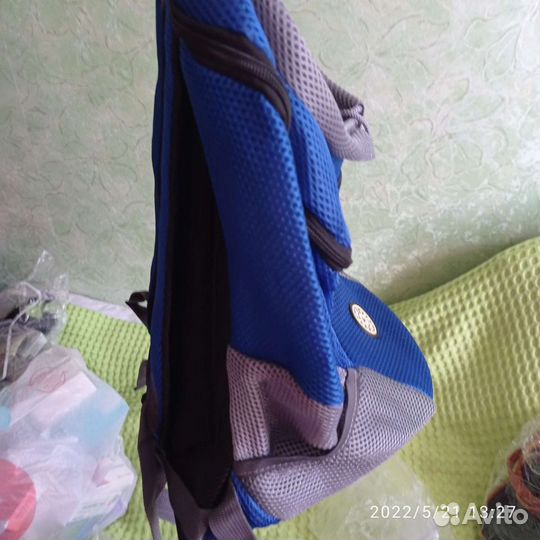 Продаю новую переноску для собак средних и малых