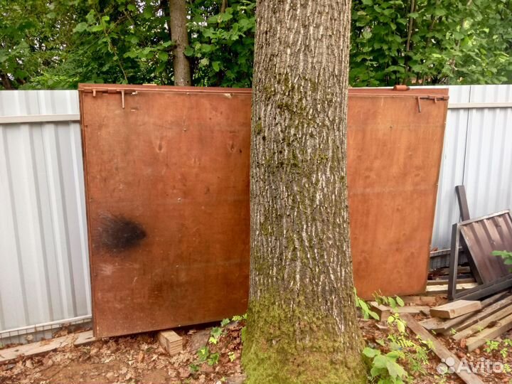 Продаю гаражные ворота