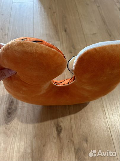 Подушка под шею дорожная