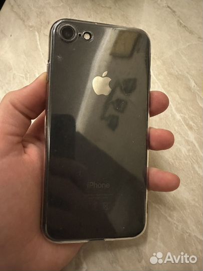 iPhone 8, 128 ГБ