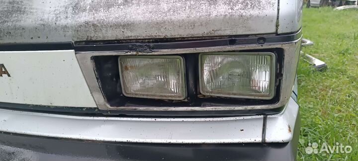 Фары тоёта мастер айс сурф