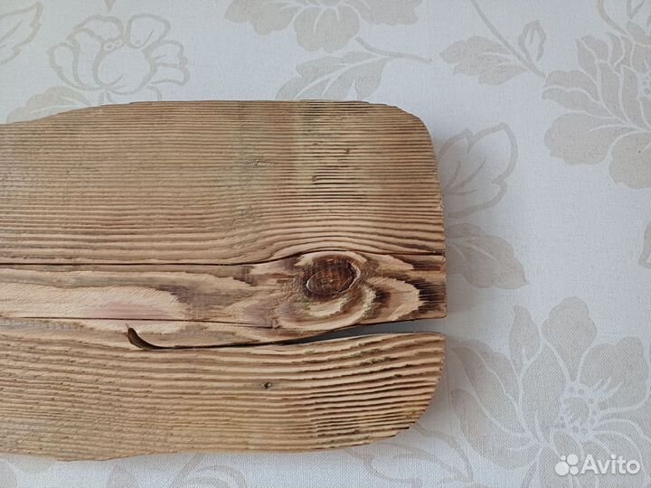 Кит из амбарной доски