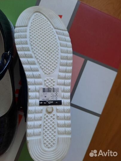 Туфли для девочки размер 36