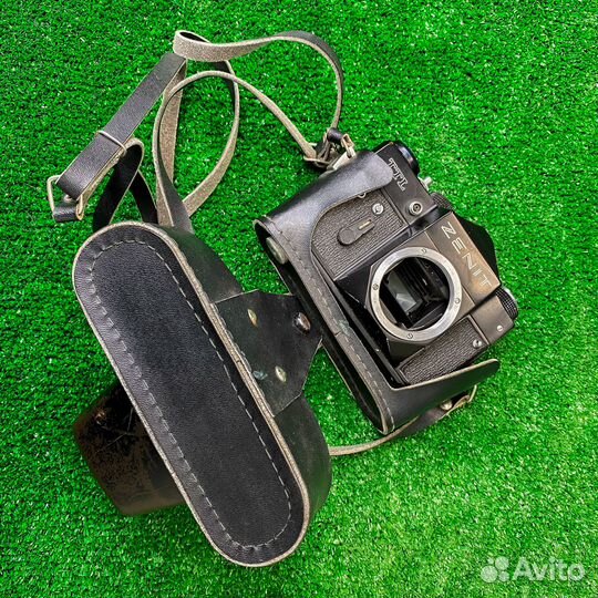 Плёночный фотоаппарат Zenit TTL