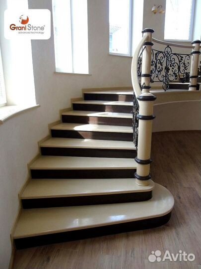 Ступени для лестниц из жидкого гранита granistone