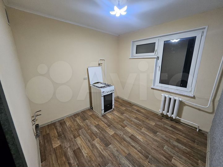 2-к. квартира, 54 м², 5/5 эт.