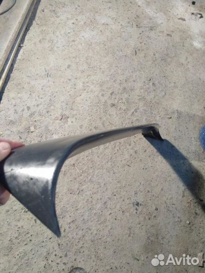 Козырек / спойлер на заднее стекло Toyota Progres