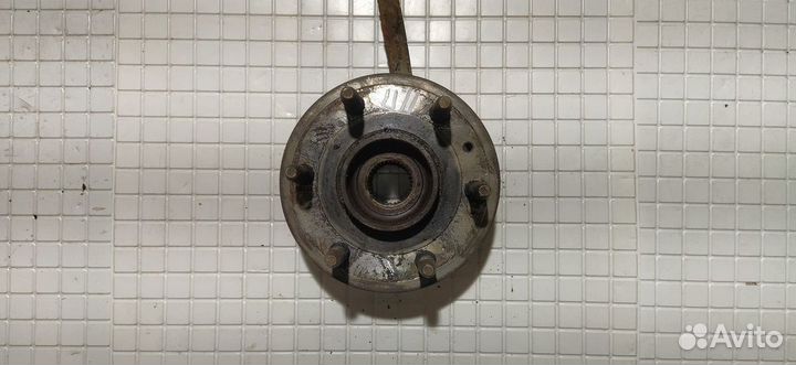 Ступица передняя правая Cadillac Escalade III