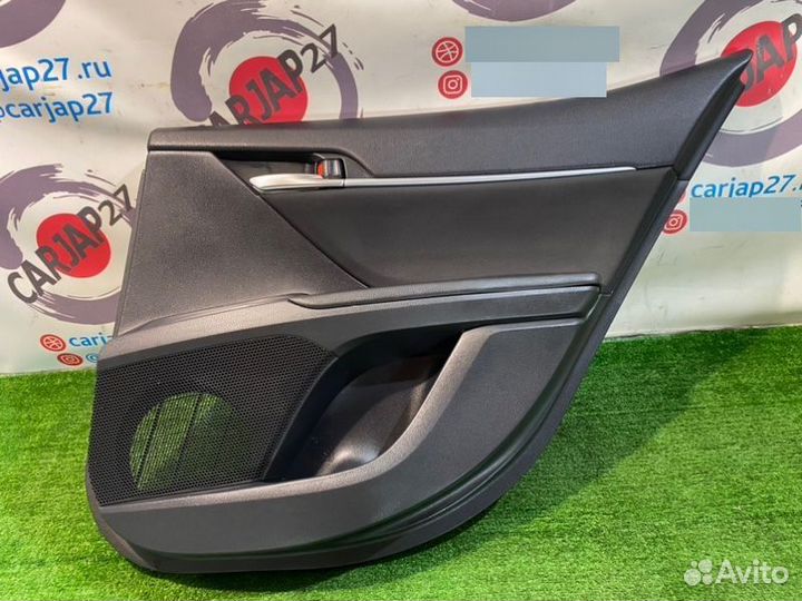 Обшивка двери (1) задняя правая Toyota Camry