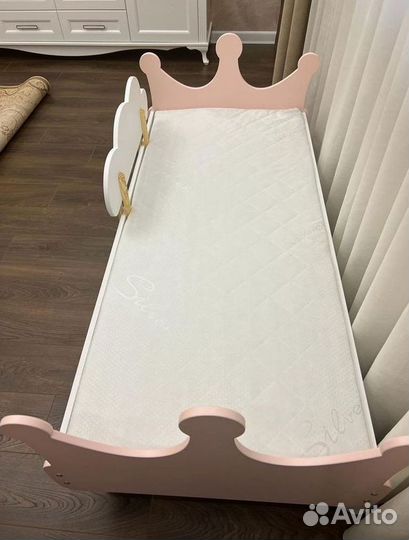 Детская кровать с бортиком