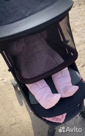 Продаю коляску прогулочную jane