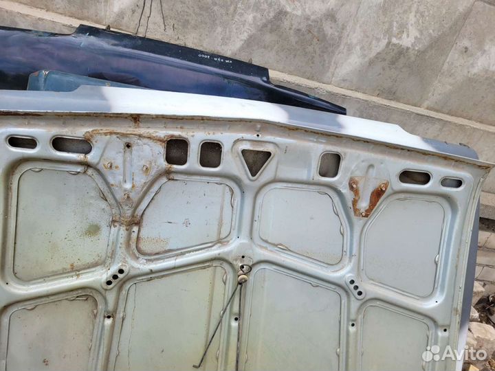 Капот на ваз 2106