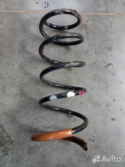 Пружина передняя Renault Duster K4MA690 2013