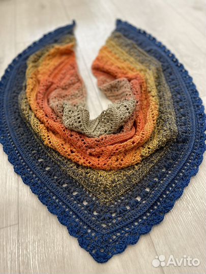 Платок шаль бактус