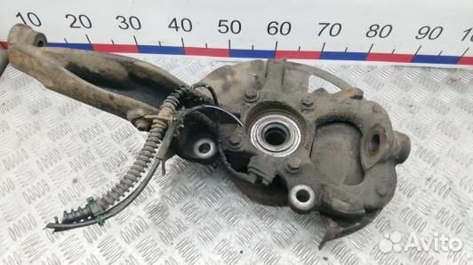 Ступица передняя левая land rover discovery 3 (HNT