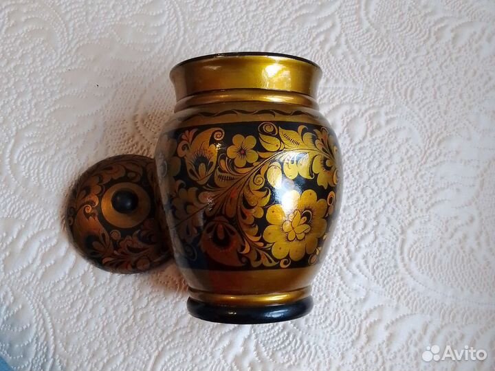 Банка гжель