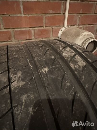 Dunlop SP Sport Maxx GT ROF 275/40 R20 и 315/35 R20