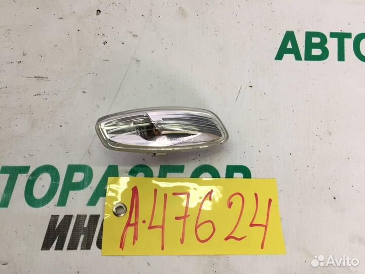 Повторитель на крыло для Peugeot 200 207 2006-2013