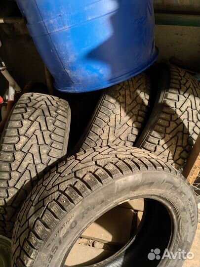 Pirelli Ice Zero 235/60 R18