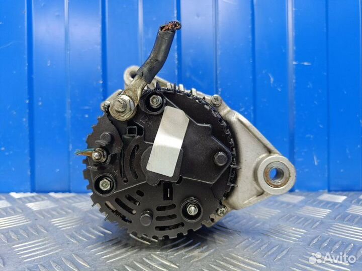 Генератор Volkswagen Passat B5 1.6 AHL 1997