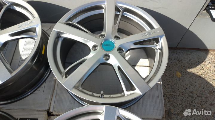 Диски Weds ZEA Style VR R18 5*114.3