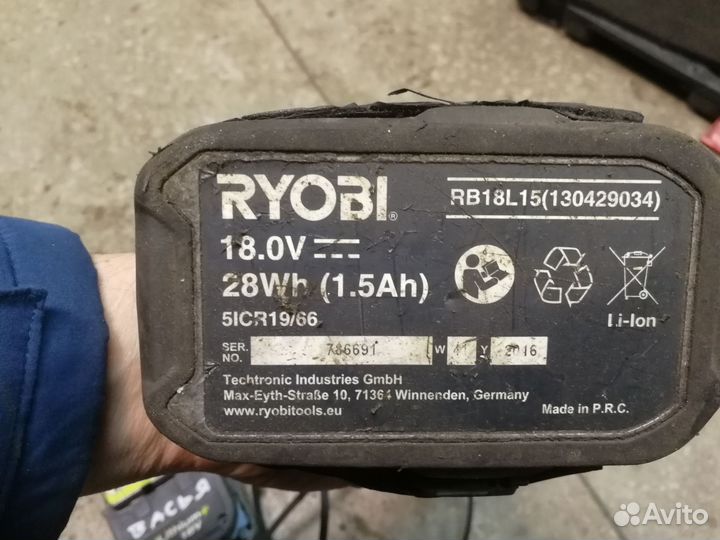 Гайковерт аккумуляторный ryobi